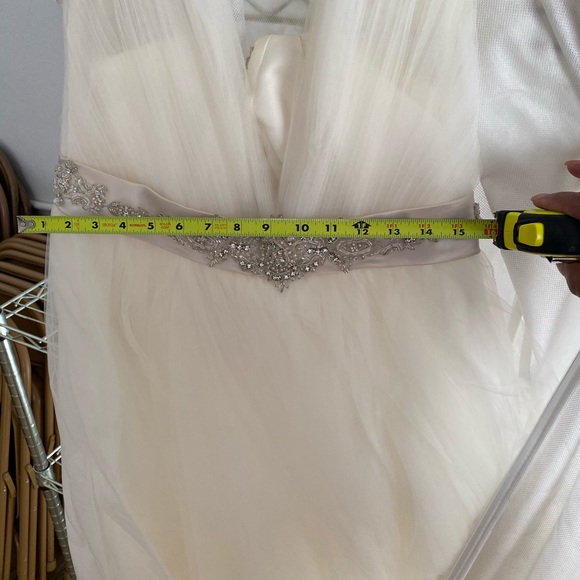 Bridal dress - Picture 8 of 8